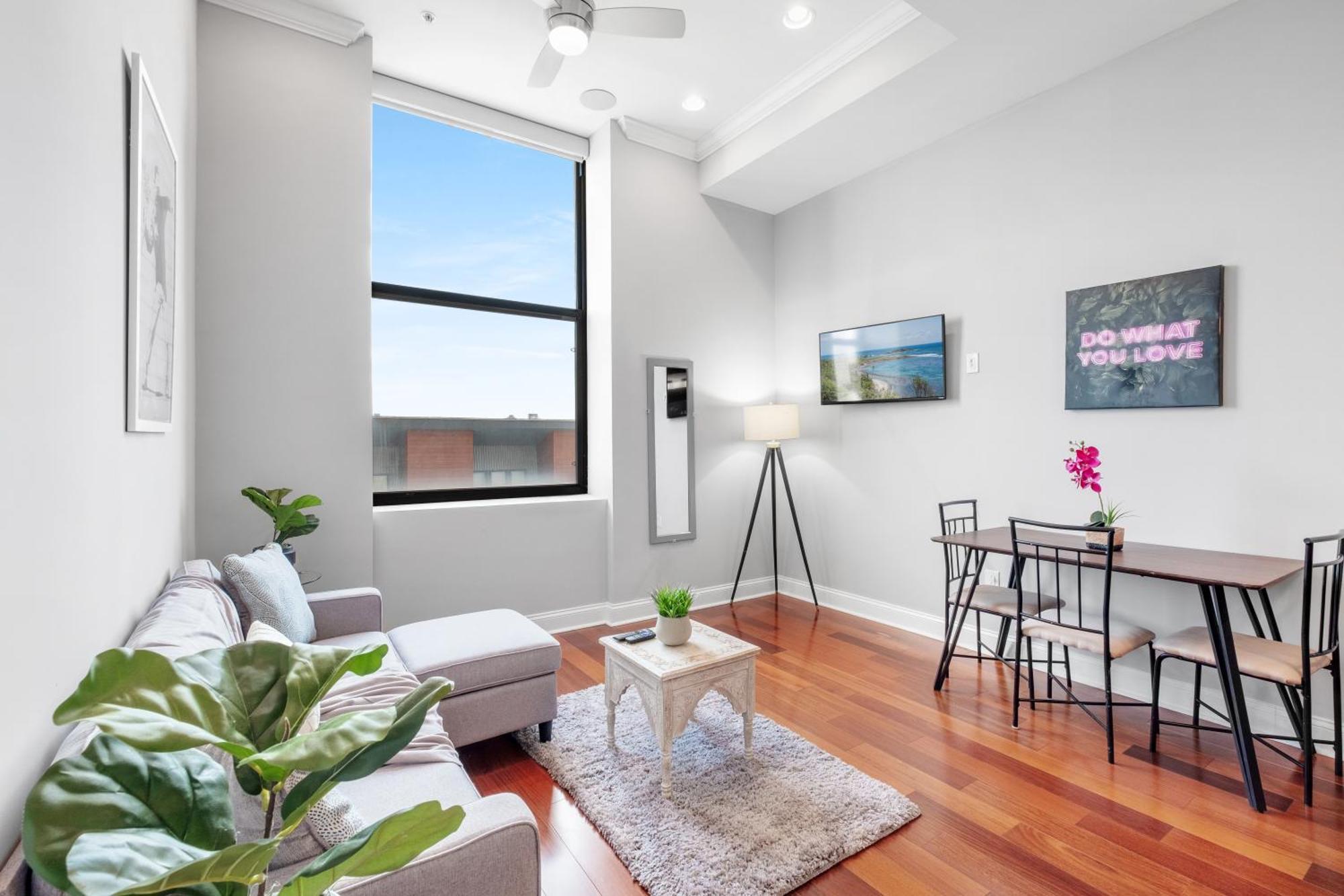 1 Bdrm Luxury Flat